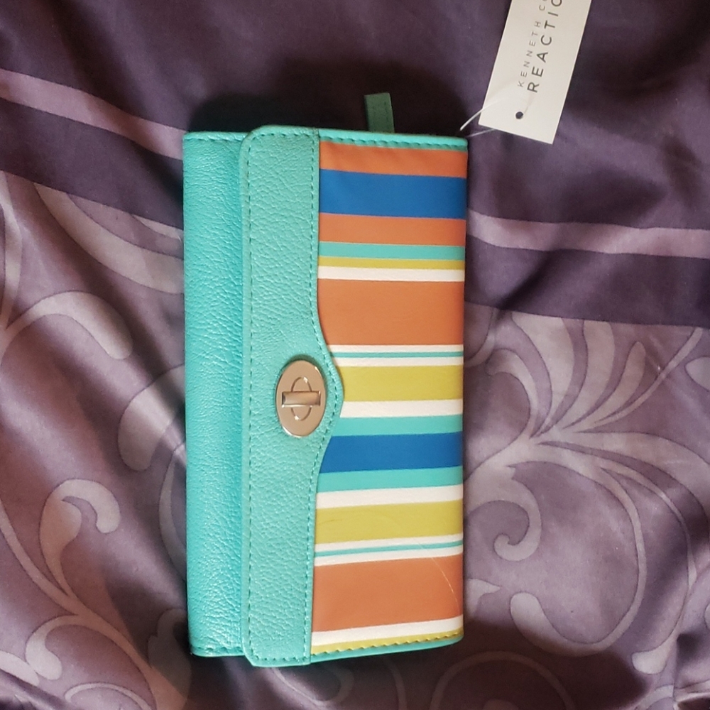 Kenneth Cole wallet